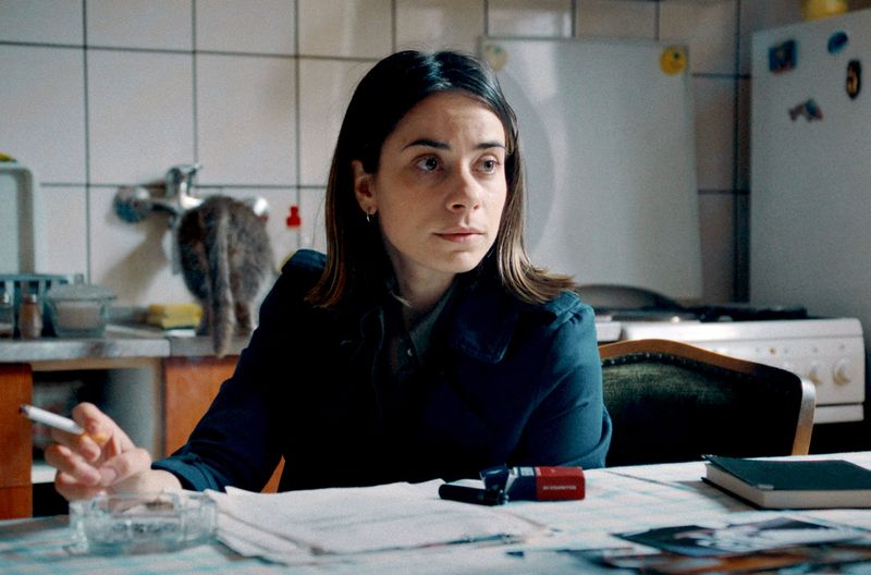 Die junge serbische Journalistin Danica (Milica Gojković) arbeitet an der Aufklärung des mysteriösen Mordes an ihrem Ministerpräsidenten.