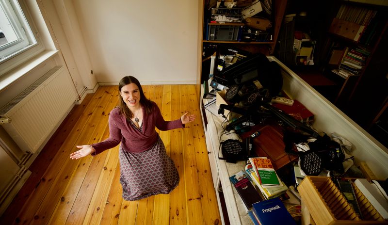 Corinna liebt ihren Job als Aufräumberaterin. Dafür hat sie sogar ihren Beruf als Bibliothekarin aufgegeben.