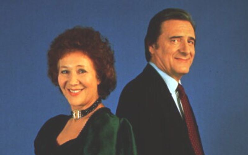 Veronika Fitz spielte in der BR-Serie Martha Haslbeck,  Helmut Fischer war als ihr ebenso fauler wie umtriebiger Exgatte Josef zu sehen.