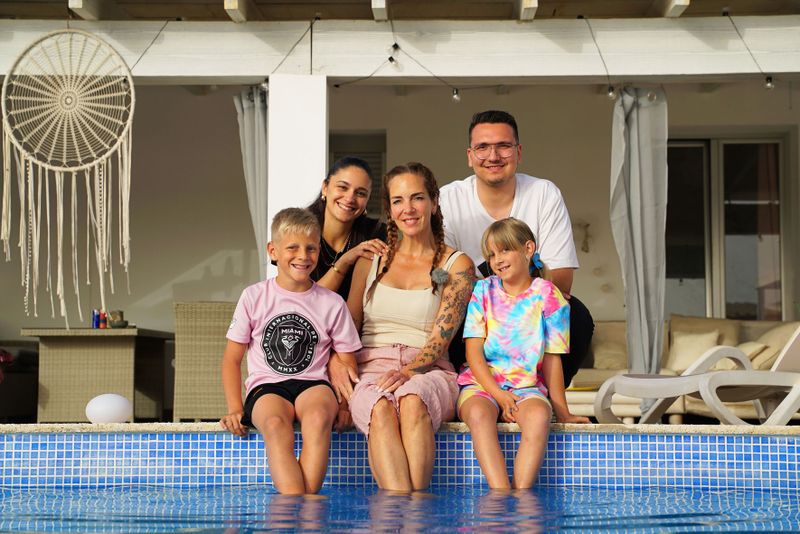 Vermeintliche Idylle am Pool, doch bei den Büchners auf Mallorca gibt es häufig Turbulenzen.