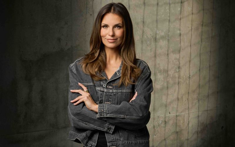 Ab dem 2. August moderiert Laura Wontorra auch das Topspiel der 2. Bundesliga - live im Free TV bei RTL. Der Sender - oder sein Ableger Nitro - zeigen pro Spieltag eine Partie am Samstagabend.