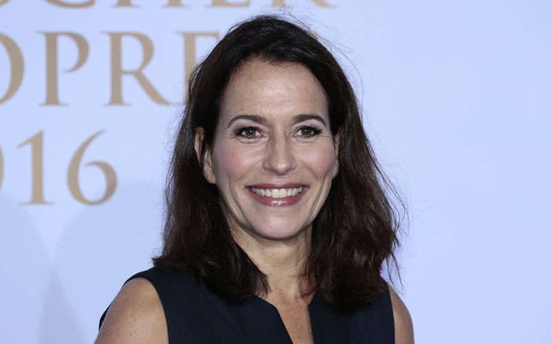 Anne Will setzt bei Interviews noch immer gerne auf die "Schraubstock"-Methode.