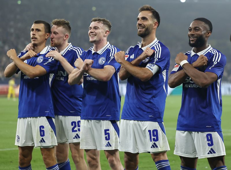 Schalke 04 gehört auch in der kommenden Spielzeit zu den populärsten Teams der 2. Liga.