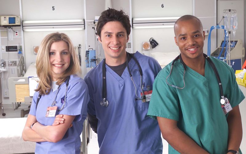 Sarah Chalke, Zach Braff (Mitte) und Donald Faison werden wieder zu Elliott, J.D. und Turk.