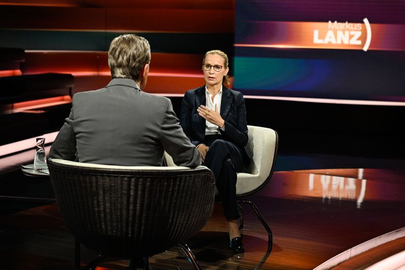 In der Debatte mit ZDF-Moderator Markus Lanz räumte Frauke Brosius-Gersdorf mit einigen Lügen und Fehlbehauptungen rund um ihre Person auf.