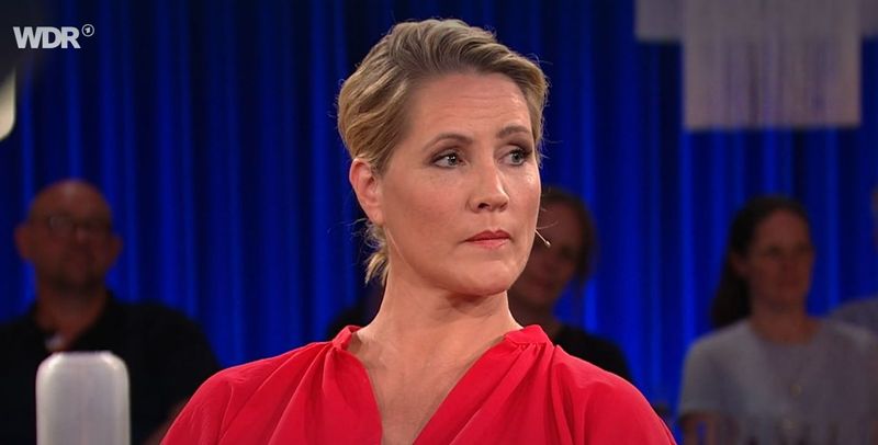 Die ehemalige "Tagesschau"-Sprecherin Judith Rakers hat im "Kölner Treff" von ihrem Umzug nach Rügen erzählt.