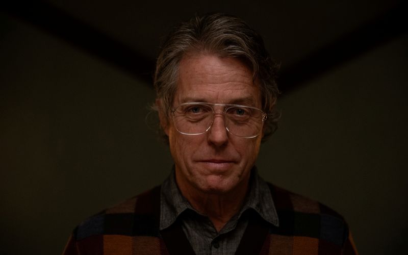 Hugh Grant in ungewohnt düsterer Rolle: In "Heretic" spielt der einstige Sonnyboy einen Psychopathen.