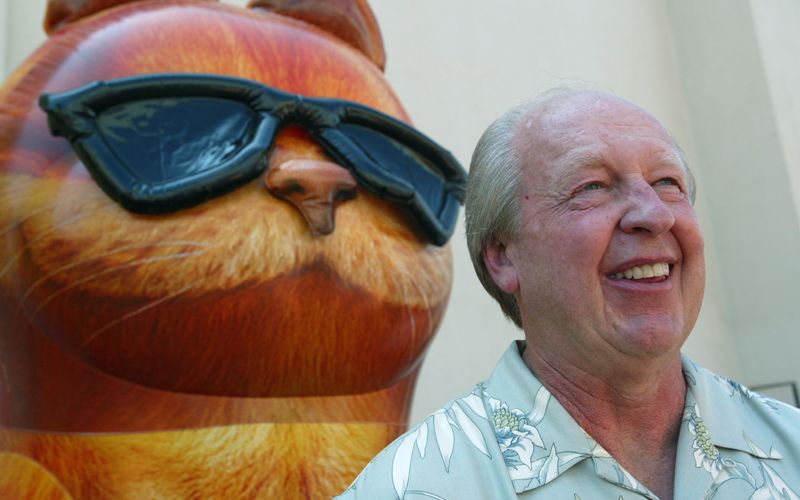 Kennen Sie diesen Mann, der am 28. Juli seinen 80. Geburtstag feiert? Wahrscheinlich nicht, denn "Garfield"-Erfinder Jim Davis teilt das Schicksal vieler berühmter Zeichner. Ihre Figuren kennt die ganze Welt, sie selbst aber fast niemand ... 