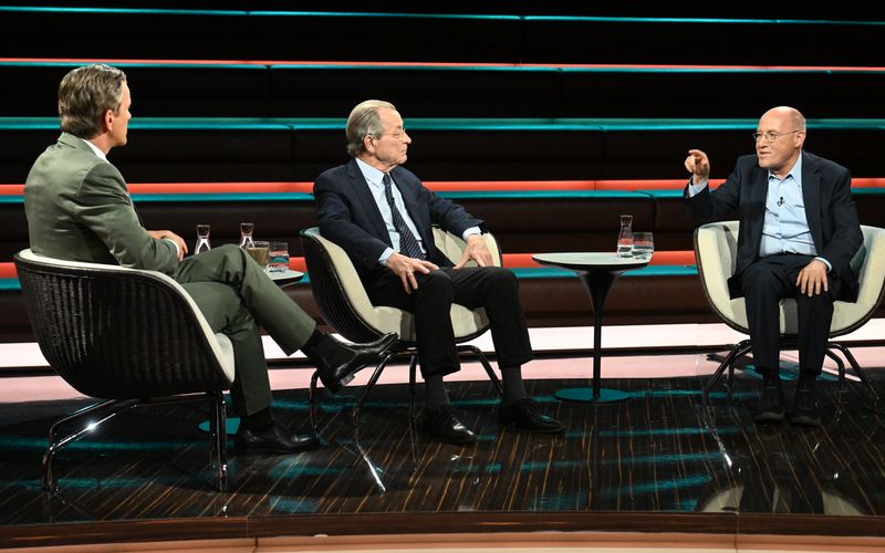 Bei "Markus Lanz" debattierten Franz Müntefering (Mitte) und Gregor Gysi (rechts) nicht nur über die Wehrhaftigkeit Europas, sondern auch über den Niedergang der SPD.