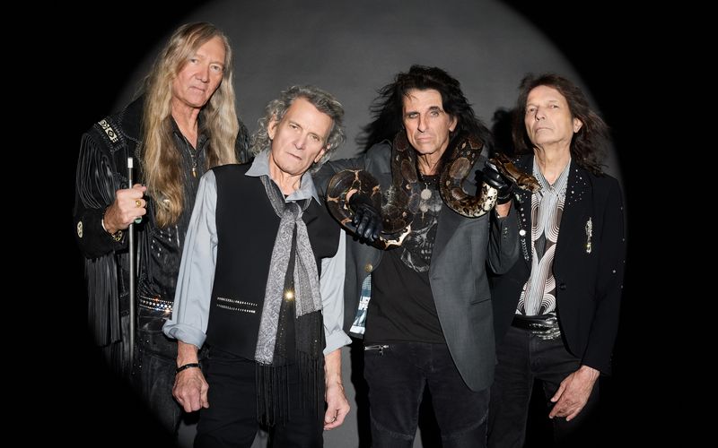 Alice Cooper hat erstmals seit über 50 Jahren wieder ein Album in Originalbesetzung aufgenommen: "The Revenge Of Alice Cooper".