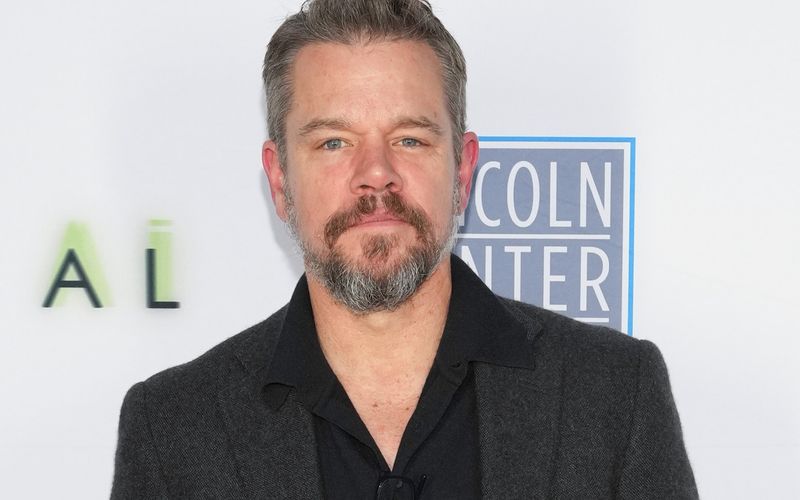 Ob als Mathe-Genie in "Good Will Hunting", als knallharter Actionheld in der "Bourne"-Reihe oder als cleveres Schlitzohr in der "Ocean's"-Trilogie: Matt Damon ist einer der prägendsten Schauspieler der letzten Jahrzehnte. Mit "The Great Wall" (Samstag, 2. August, 20.15, ProSieben) läuft nun einer seiner neueren Filme erneut im Fernsehen, wir blicken in unserer Galerie auf weitere filmische Highlights und die wichtigsten Momente in seinem Privatleben zurück. 