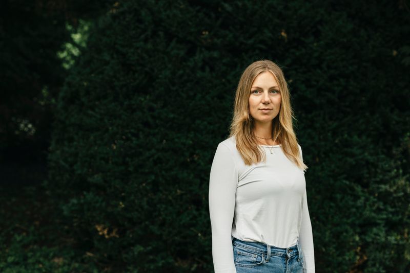 Mara wurde als 18-jährige zweimal vergewaltigt. Die Täter sind verurteilt. Sie kämpft sich Jahre nach den Taten zurück ins Leben.