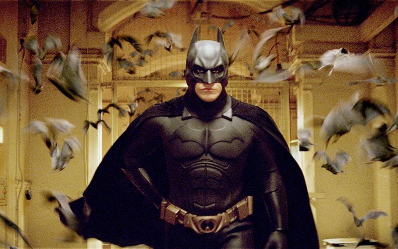 In die Rolle des dunklen Ritters sind schon einige Schauspieler geschlüpft - etwa Christian Bale (Bild aus "Batman Begins", Freitag, 8. August, 20.15 Uhr bei ProSieben). Aber wer ist der beste und beliebteste "Batman" bislang? Darüber stimmten Fans auf der Website "Ranker" ab. 