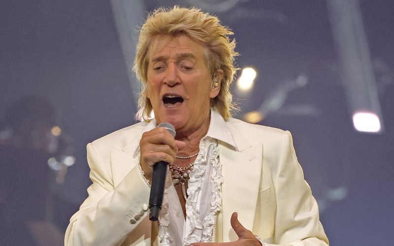 Rod Stewart (Bild) wollte auf seinem Konzert an Ozzy Osbourne erinnern.