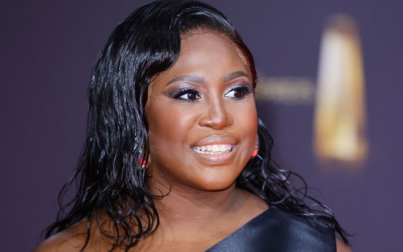 Motsi Mabuse hat mit Babybauchfotos für Verwirrung unter ihren Fans gesorgt.