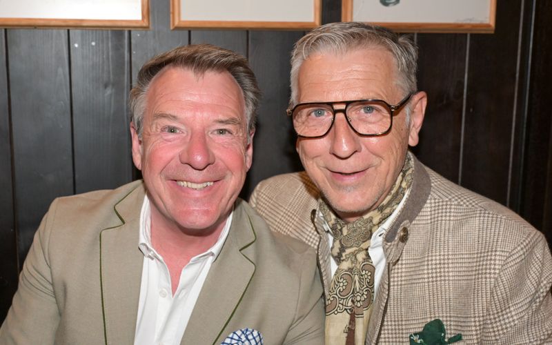 Patrick Lindner und sein Ehemann Peter Schäfer machen sich für queere Jugendliche stark.