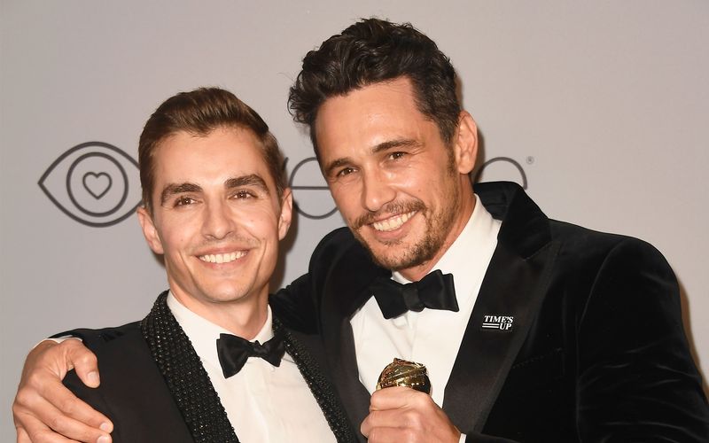 Dave Franco (links) wurde laut eigener Aussage als Kind von seinen Brüdern James (rechts) und Tom Franco "gefoltert".
