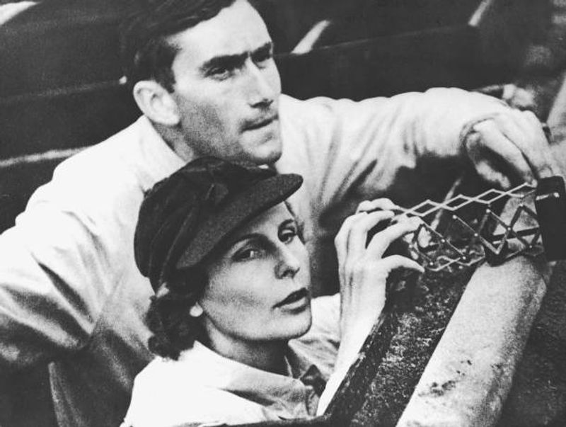 Leni Riefenstahl mit Kameramann Walter Frentz beim Dreh des Olympiafilms "Triumph des Willens" 1936. 