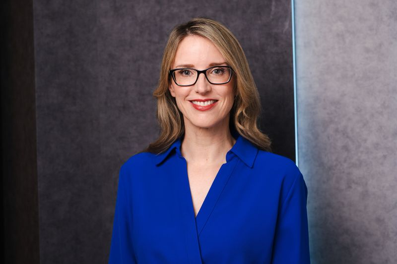 Die Medizinethikerin Alena Buyx kennt man als ehemalige Vorsitzende des Deutschen Ethikrates aus Zeiten der Corona-Pandemie. Nun startet die Wissenschaftlerin und Mutter zweier Teenagersöhne eine TV-Karriere: Im 3sat-Format "NANO Talk" spricht sie mit Gästen aus unterschiedlichen wissenschaftlichen Disziplinen über die Themen unserer Zeit.