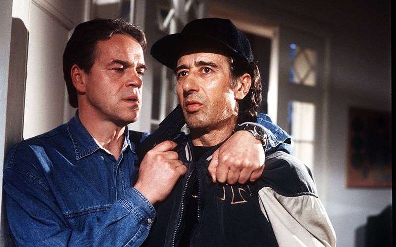 In "Wolffs Revier" spielte Jürgen Heinrich (links) seine Paraderolle. Hier ist er mit Rolf Zacher in der 1993 ausgestrahlten Episode "Toter Zeuge, guter Zeuge" zu sehen.