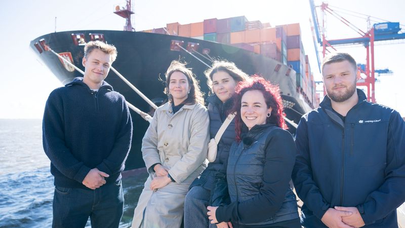 Haben sich für einen ungewöhnlichen Beruf entschieden (von links): Ansgar Stark, Gweny Backs, Sofia Spirgatis, Selina Schwarz und Jamie von Bresinski.