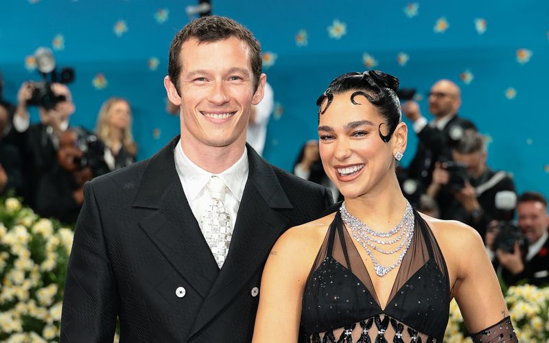 Dua Lipa und Callum Turner haben geheiratet.