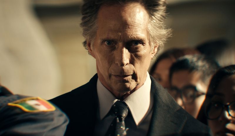 Lev Dellrayne (William Fichtner) kann seine Mitmenschen manipulieren. Hat er etwas mit dem Verschwinden des Mädchens zu tun? 
