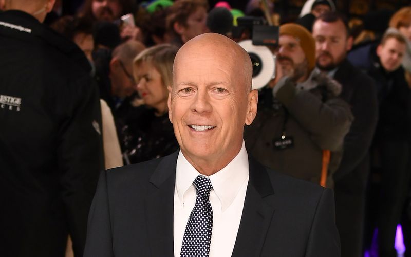 Die deutsche Synchronstimme von Bruce Willis wurde von einem Unternehmen unrechtmäßig via KI geklont.