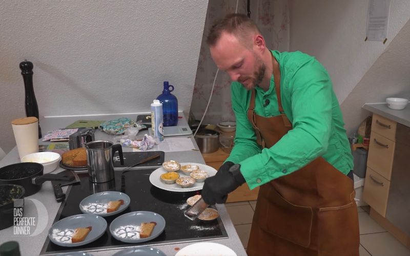 Als Dessert serviert Frank zweierlei portugiesisches Gebäck