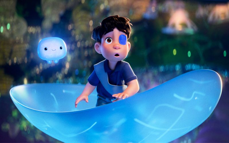Elio wirkt auf den ersten Blick wie ein normaler Junge, erlebt in der neuesten Pixar-Produktion aber ein alles andere als normales Abenteuer.