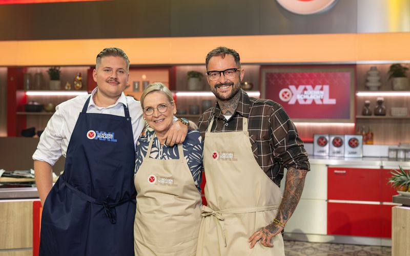 Nicht umsonst werden sie von Zora Klipp als "Creme de la Creme der Küchenschlacht" bezeichnet: Daniel Schöller war 2022 im Jahresfinale der "Küchenschlacht". Anja Steffen stand im vergangenen Jahr im Halbfinale der "Champions League" sowie Paul Dähre im Jahr 2023. Alle drei Hobbyköche sind sich einig: Jetzt gegen Profis anzutreten, "das spornt natürlich an".