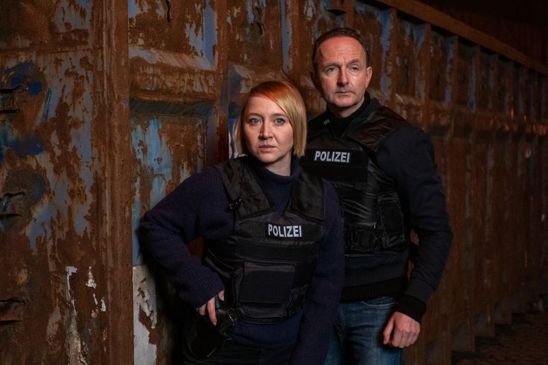 Nora Weiss (Anna Maria Mühe) und Jan Geissler (Peter Jordan) wollen in "Gefährliche Gewässer" einen Drogenring aufdecken.
