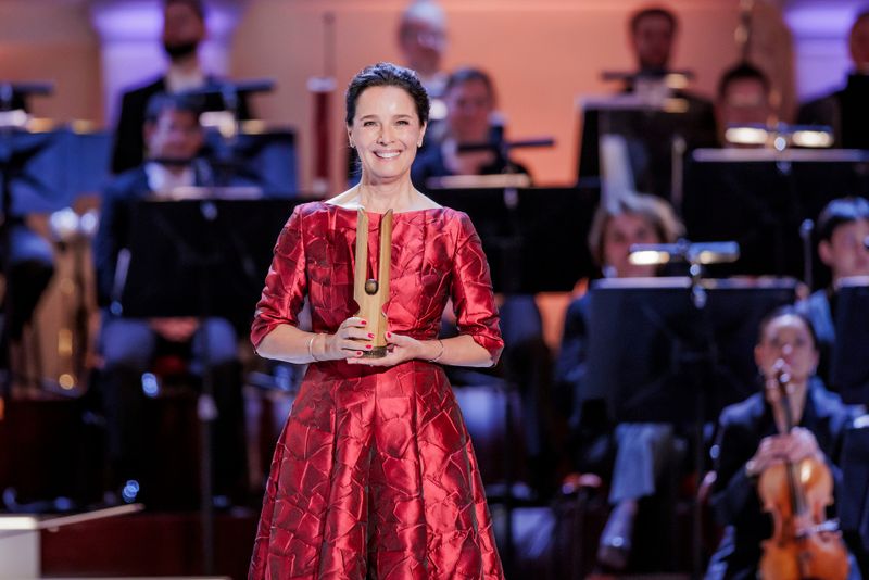Durch die Klassik-Gala, die vor allem die klassische Musik fördern will, führt Désirée Nosbusch. 