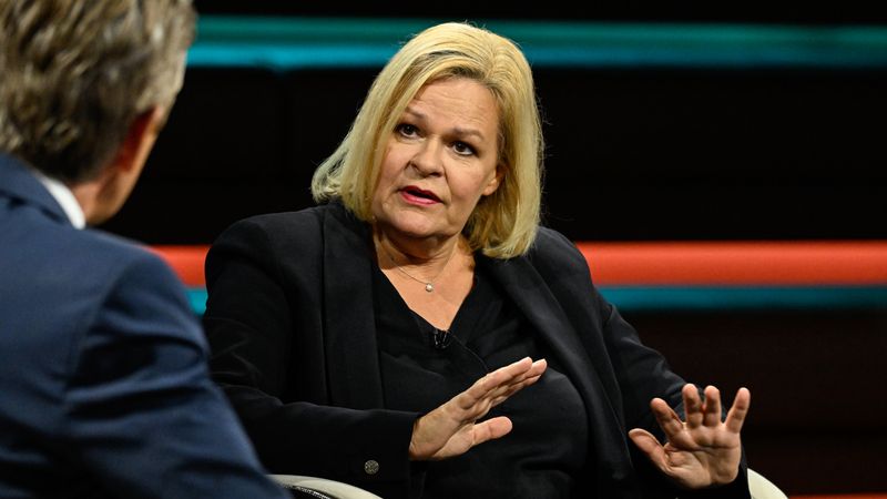 Bei "Markus Lanz" zählte Nancy Faeser die vielen Erfolge auf, die sie ihrer Meinung nach als Bundesinnenministerin für sich verbuchen konnte. 