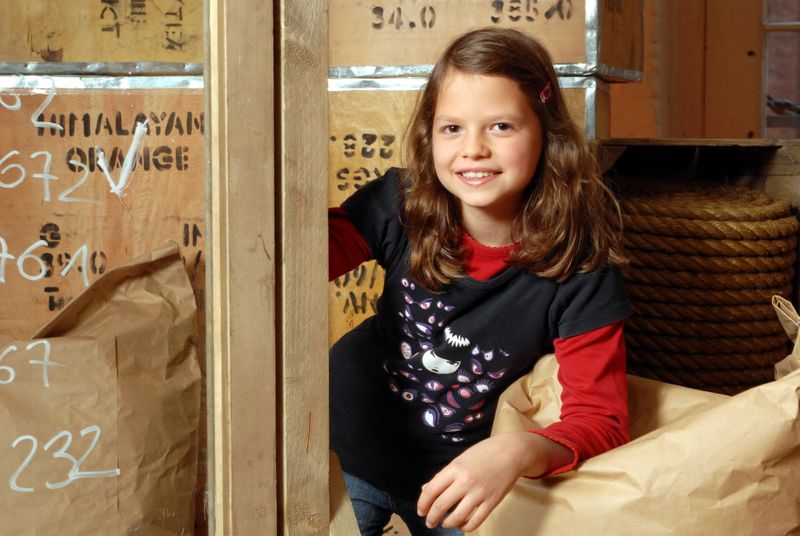 Chuba spielte unter dem Namen Nina Flynn von 2008 bis 2010 Marie Krogmann in der KiKa-Serie "Die Pfefferkörner".