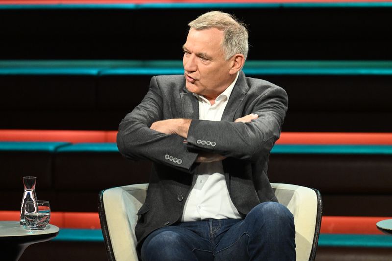 Bei "Markus Lanz" erläuterte Linken-Chef Jan van Aken, warum deutsche Bodentruppen in der Ukraine für ihn "ein No-Go" wären.