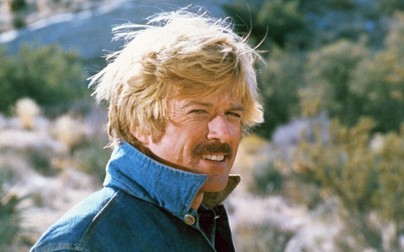 "Der elektrische Reiter": In dem Film von Regielegende Sydney Pollack spielt Redford einen abgehalfterten Rodeo-Reiter, der sich mit Werbespots über Wasser hält - und eines Tages einfach in der Wüste verschwindet.