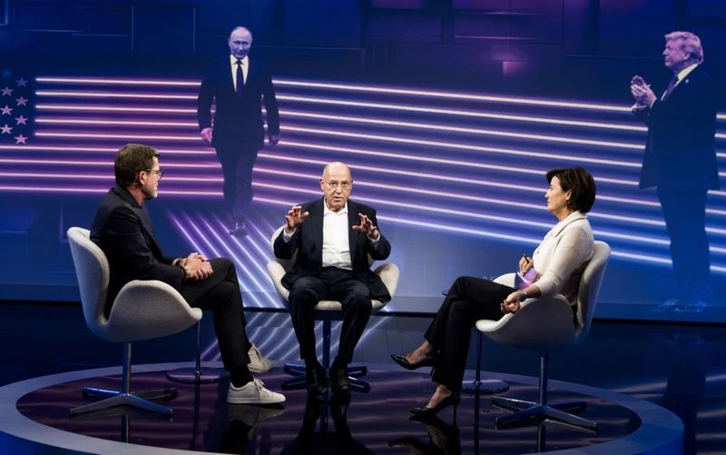 "Putin will nicht wirklich die NATO angreifen", ist sich Gregor Gysi (Mitte) sicher.