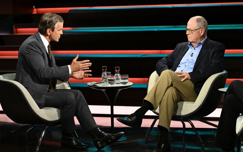 "Das ist unbequem, dafür kriegt man nicht den Beifall des Saales." Markus Lanz und Peer Steinbrück diskutierten unbequeme Wahrheiten zur Rente.