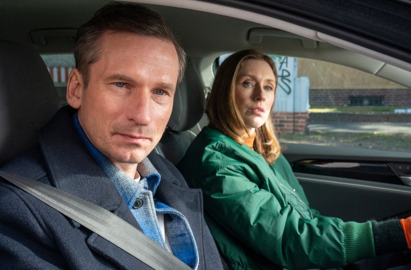 Ellen Norgaard (Rikke Lylloff) und Rainer Witt (Till Firit) ermitteln in einem komplizierten Fall.
