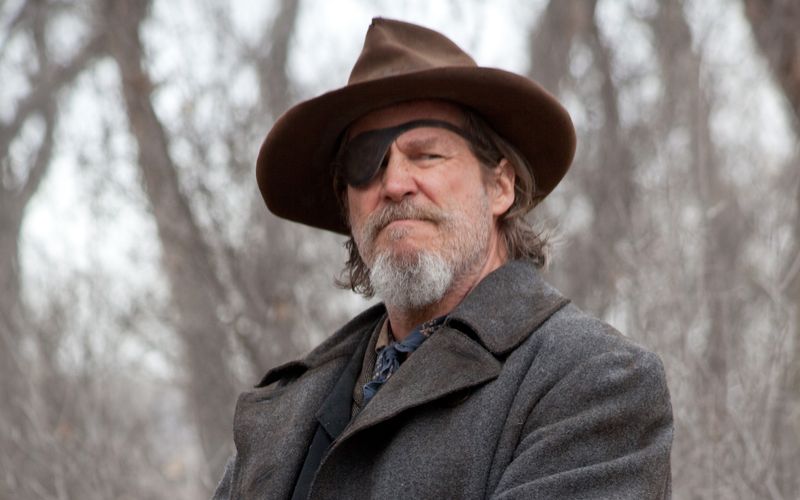 Klar, er ist der "Dude". Aber auch der "letzte Held", der "Starman" und der "Marschall". Zur Ausstrahlung des Western "True Grit" (Bild) am 28. September um 20:15 Uhr auf Arte blicken wir auf die besten und schrägsten Rollen, die Jeff Bridges in seiner mehr als 50-jährigen Karriere gespielt hat.