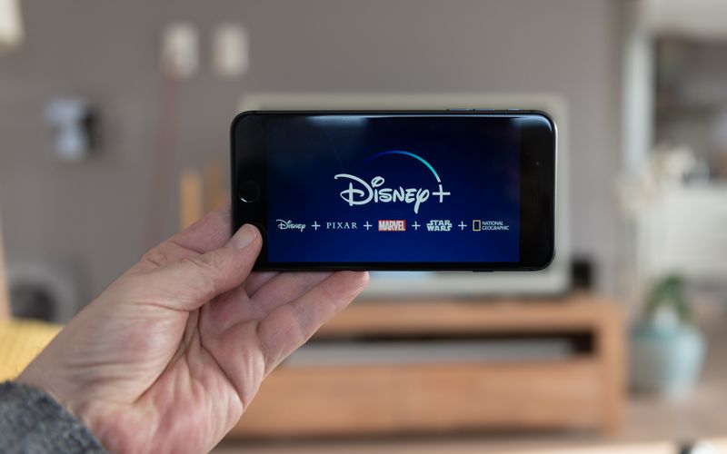 Der Streaminganbieter Disney + hebt seine Preise in Deutschland an.