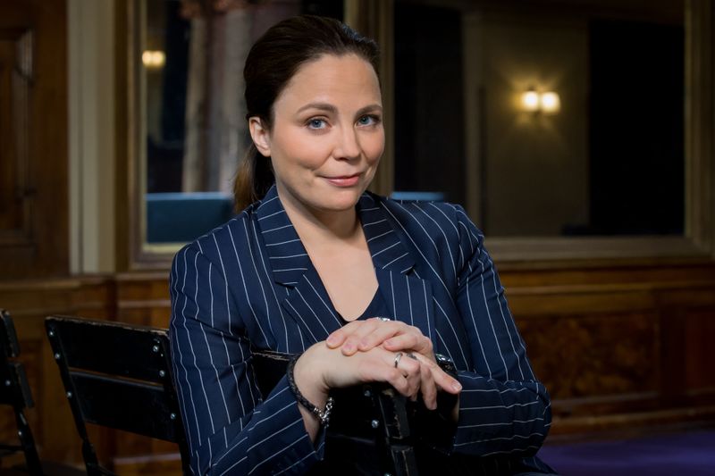 Sie ist die Marcel Reich-Ranicki von heute! Schriftstellerin Thea Dorn leitet seit 2020 das vor zehn Jahren wiederbelebte Bücher-Kultformat "Das Literarische Quartett" im ZDF. Redet man heute anders über Bücher als damals, als Reich-Ranicki und Hellmuth Karasek sich duellierten?