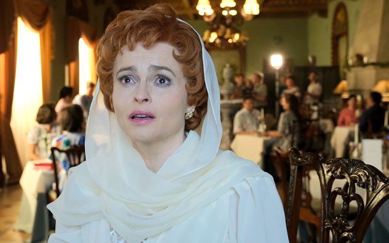 Noele "Nolly" Gordon (Helena Bonham Carter) war eine der bekanntesten TV-Persönlichkeiten im Großbritannien der 60er- bis 80er-Jahre. 18 Jahre lang spielte sie in der Hitserie "Crossroads" die Rolle der Meg Richardson.