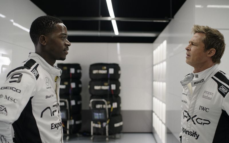 Sonny Hayes (Brad Pitt, rechts) soll mit seiner Erfahrung helfen, das APXGP-Team endlich in die Erfolgsspur zu bringen. Und vielleicht kann er ja auch dem überheblichen Rookie Joshua Pearce (Damson Idris) etwas beibringen?
