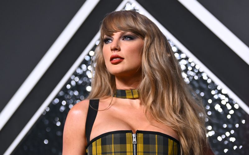 Taylor Swift erzählt auf ihrem neuen Album davon, wie das Leben als "Showgirl" so ist.