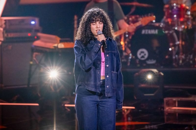 Heiß umkämpft: Luciana musste sich entscheiden, dann entschloss sich Nico Santos zu einer spontanen Darbietung am Klavier. Die Luxemburgerin entschied sich für Team Santos. Ehrensache!