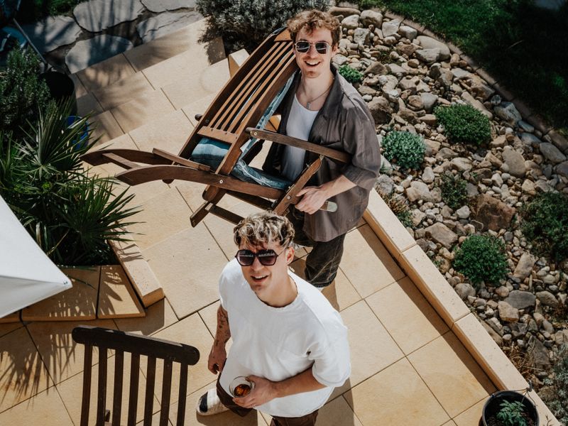 Heiko und Roman Lochmann gründeten 2011 den YouTube-Kanal DieLochis und wurden zu zwei der erfolgreichsten Stars der deutschen YouTube-Szene.