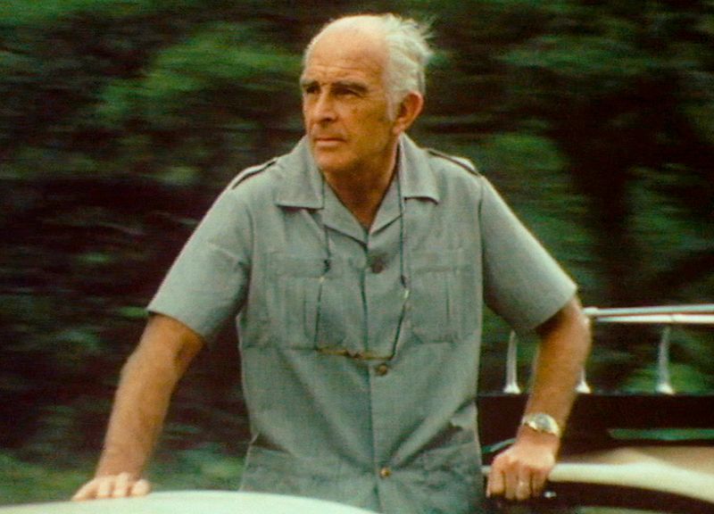 Bernhard Grzimek - hier bei Dreharbeiten in der Serengeti für seine Sendung "Ein Platz für Tiere" - setzte sich unermüdlich für den Erhalt der ursprünglichen Natur und der Tierwelt ein.