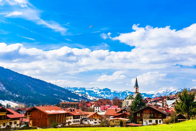Bad Hindelang im Allgäu gehört jetzt offiziell zu den besten Tourismusdörfern weltweit. 